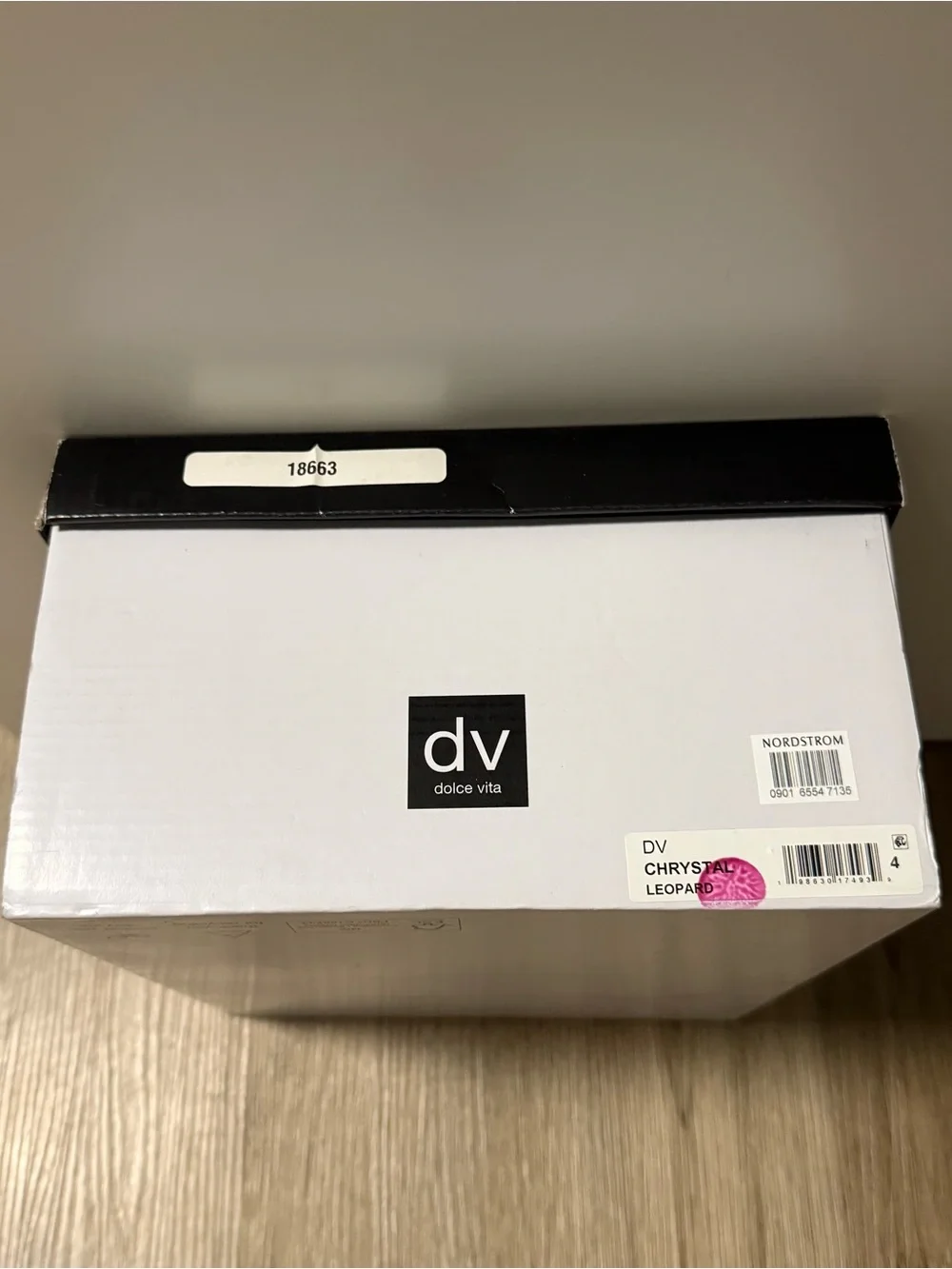 Dolce Vita stylish black
